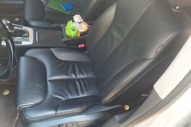 Used Volkswagen Magotan 2009 1.8 TSI DSG Luxury Edition Left Front Seat