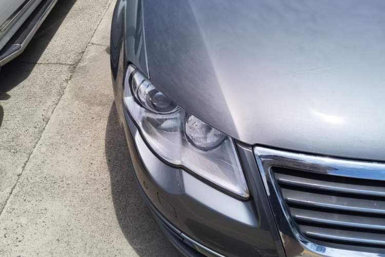 Used Volkswagen Magotan 2009 1.8 TSI DSG Luxury Edition Right Front Headlight