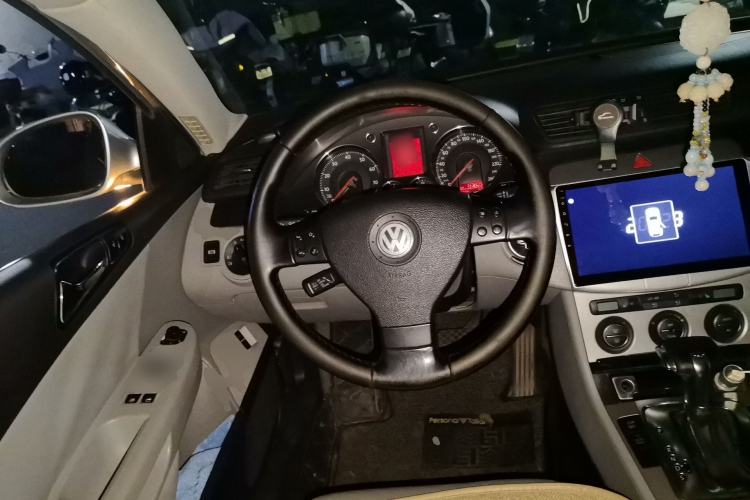 Used Volkswagen Magotan 2009 1.8 TSI DSG Comfort Edition Steering Wheel