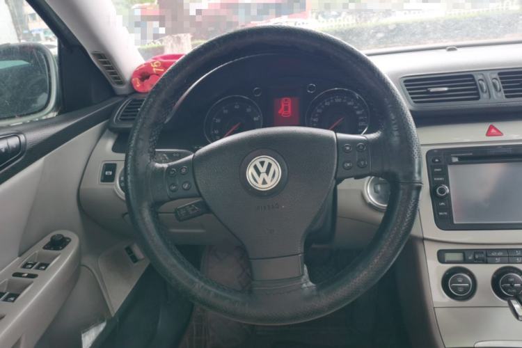 Used Volkswagen Magotan 2009 1.8 TSI DSG Comfort Edition Steering Wheel