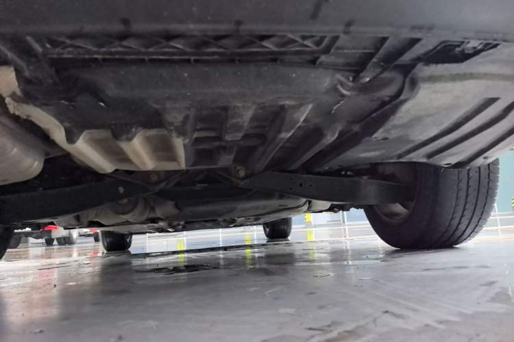 Used Volkswagen Magotan 2010 1.4TSI Elite Edition Chassis Rear