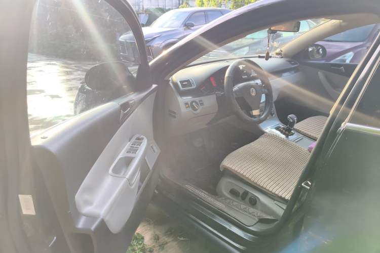 Used Volkswagen Magotan 2010 1.4TSI Elite Edition Driver Seat
