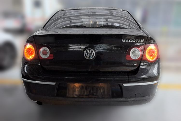 Used Volkswagen Magotan 2010 1.4TSI Elite Edition Rear