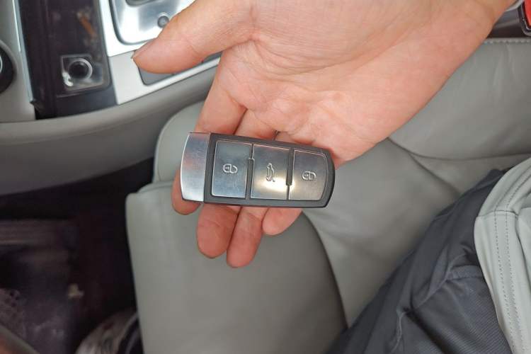 Used Volkswagen Magotan 2010 1.4TSI Elite Edition Vehicle Key