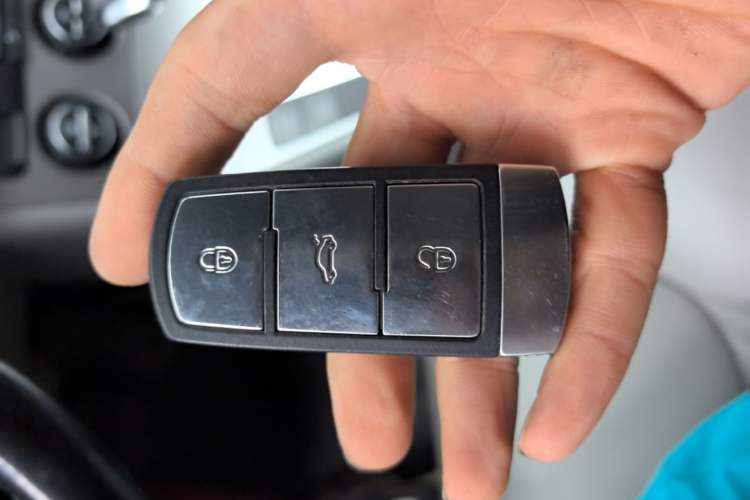 Used Volkswagen Magotan 2010 1.4TSI Elite Edition Vehicle Key