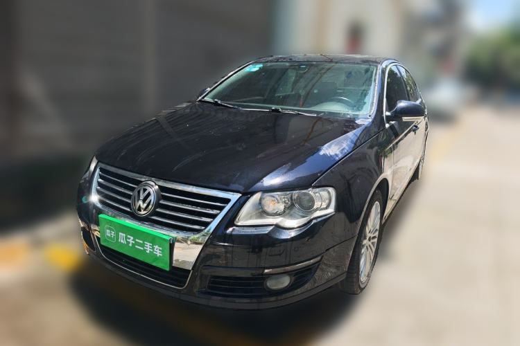 Used Volkswagen Magotan 2011 2.0 TSI DSG Comfort Edition Guazi used car, China used car export, Used car for sale, Used  cars, Cheapest cars for sale