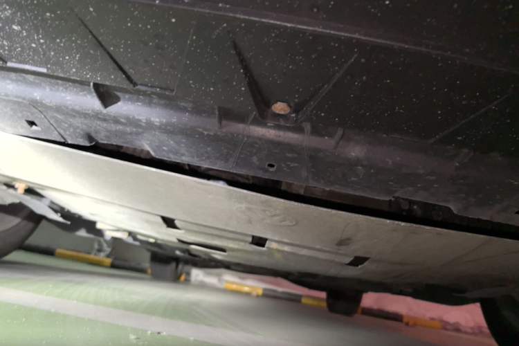 Used Volkswagen Magotan 2011 1.8TSI DSG Comfort Model Chassis Front