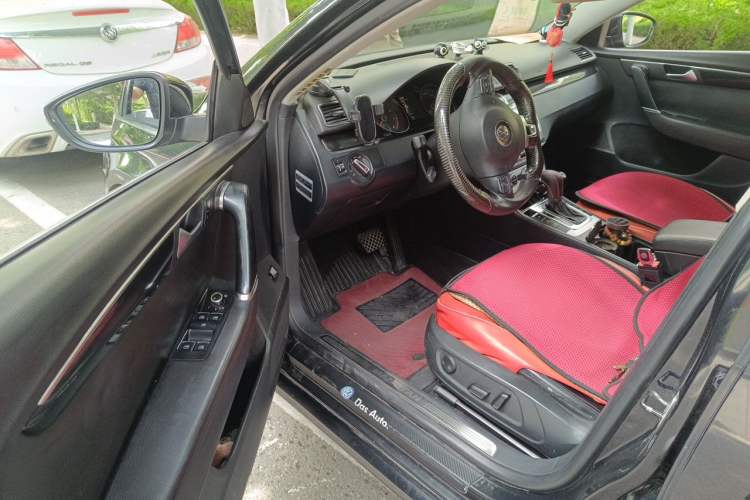 Used Volkswagen Magotan 2011 1.8TSI DSG Luxury Model Driver Seat