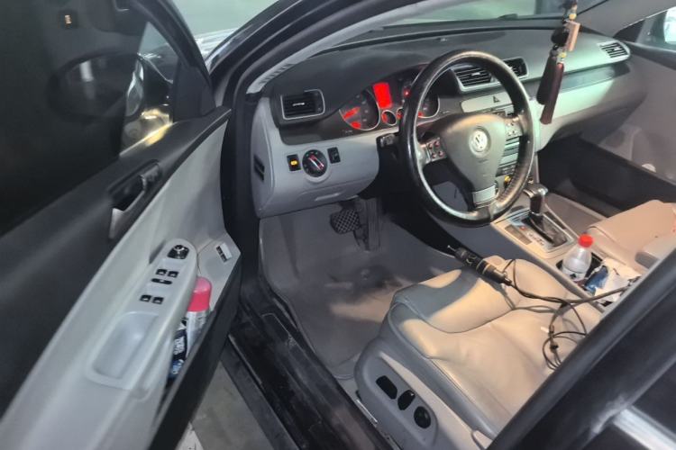 Used Volkswagen Magotan 2011 1.4 TSI Elite Edition Driver Seat