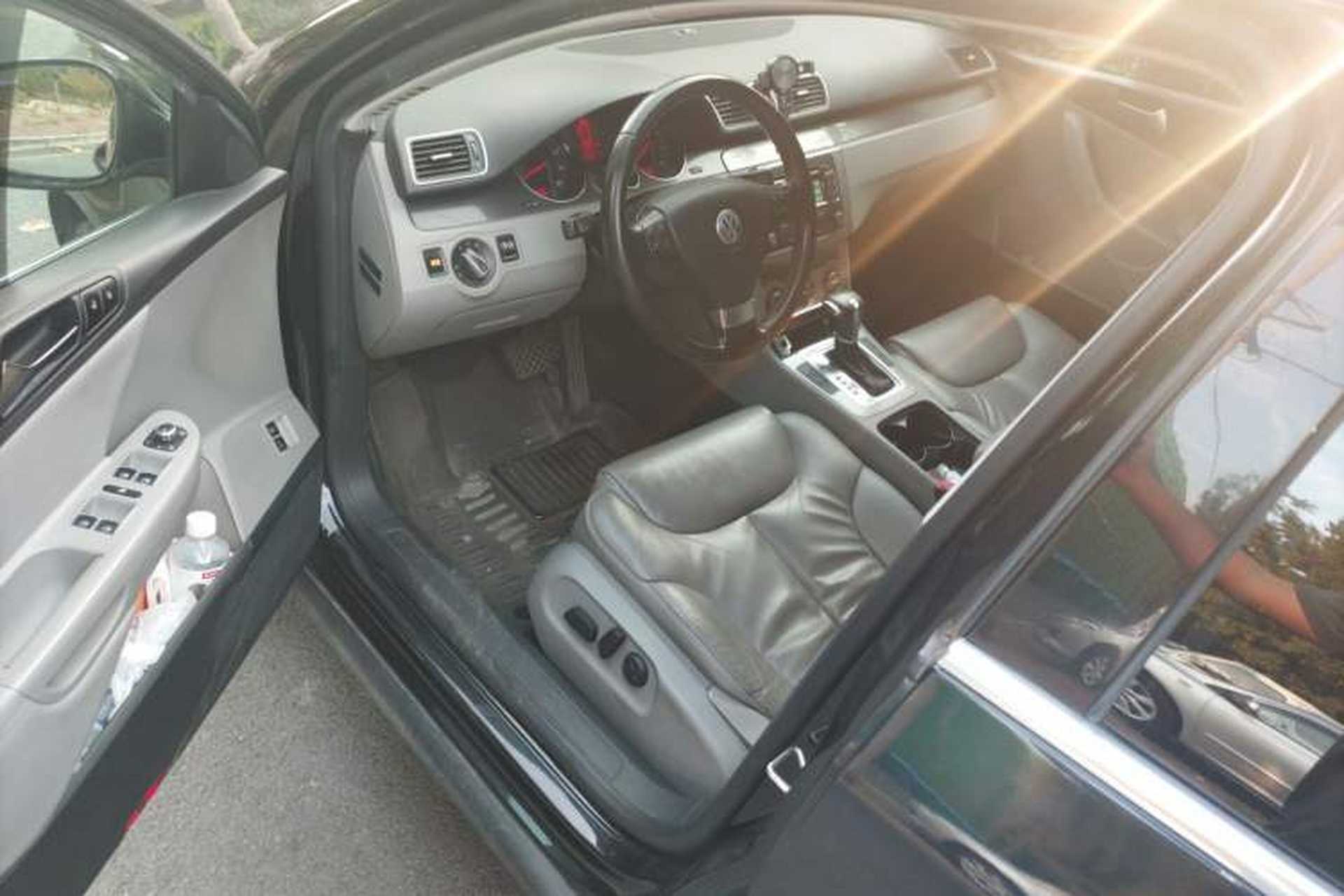 Used Volkswagen Magotan 2011 1.4 TSI Elite Edition Driver Seat