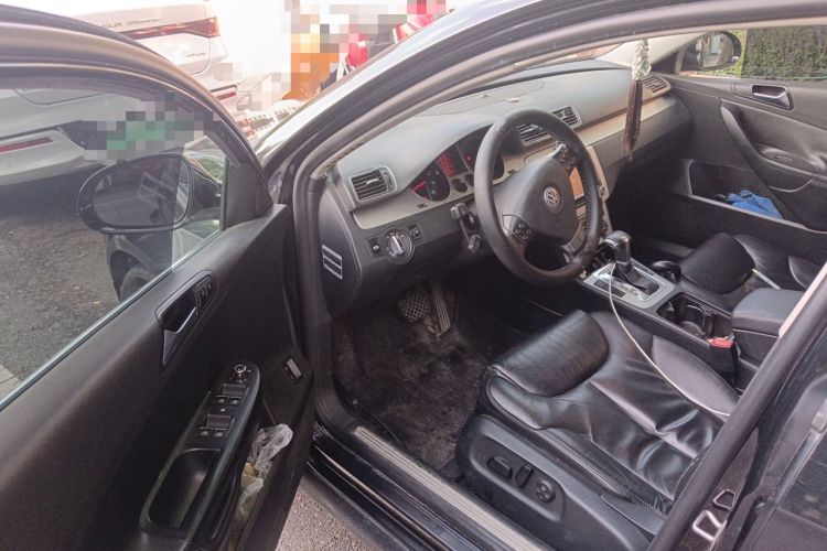 Used Volkswagen Magotan 2011 2.0 TSI DSG Luxury Edition Driver Seat