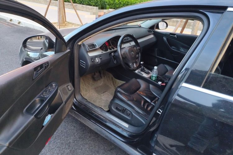 Used Volkswagen Magotan 2011 2.0 TSI DSG Comfort Edition Driver Seat