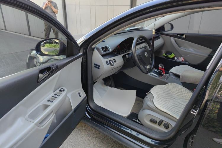 Used Volkswagen Magotan 2011 1.4 TSI Elite Edition Driver Seat