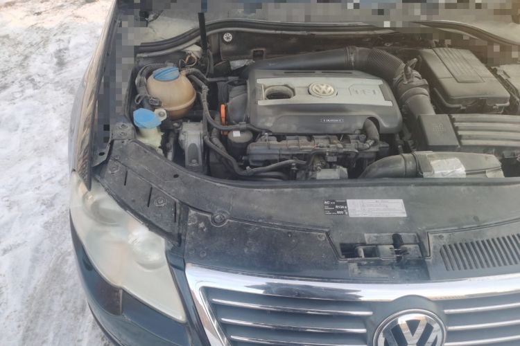 Used Volkswagen Magotan 2011 2.0 TSI DSG Luxury Edition Engine Bay Right
