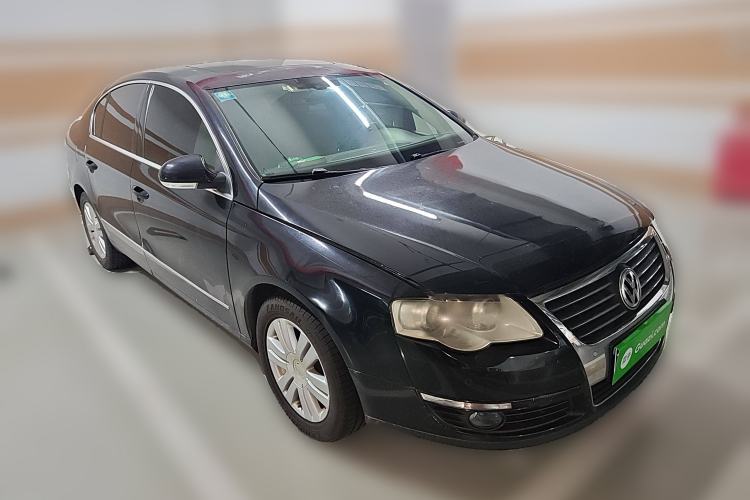 Used Volkswagen Magotan 2011 1.8TSI DSG Luxury Model Exterior 2