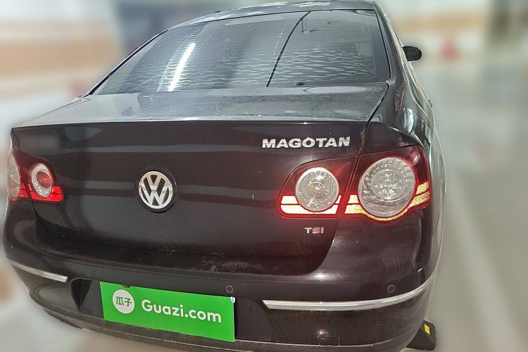 Used Volkswagen Magotan 2011 1.8TSI DSG Luxury Model Exterior 4