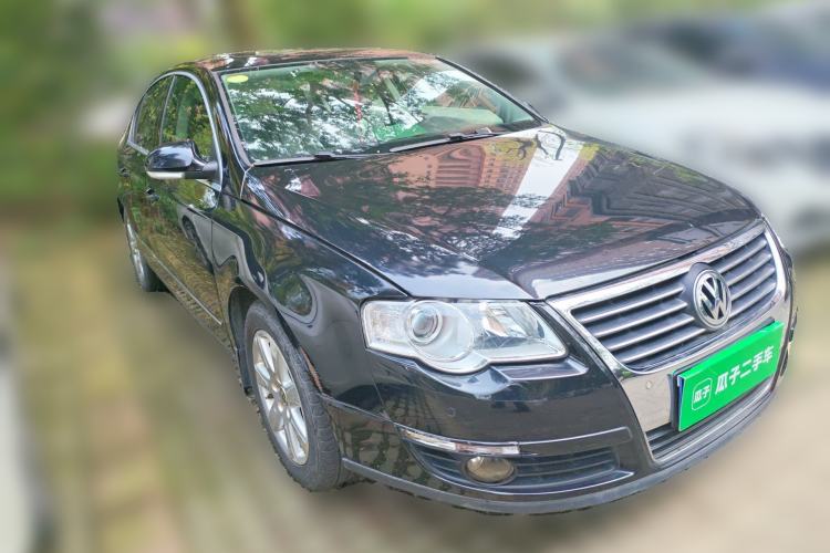 Used Volkswagen Magotan 2011 1.4 TSI Standard Edition Front Right 45 Deg