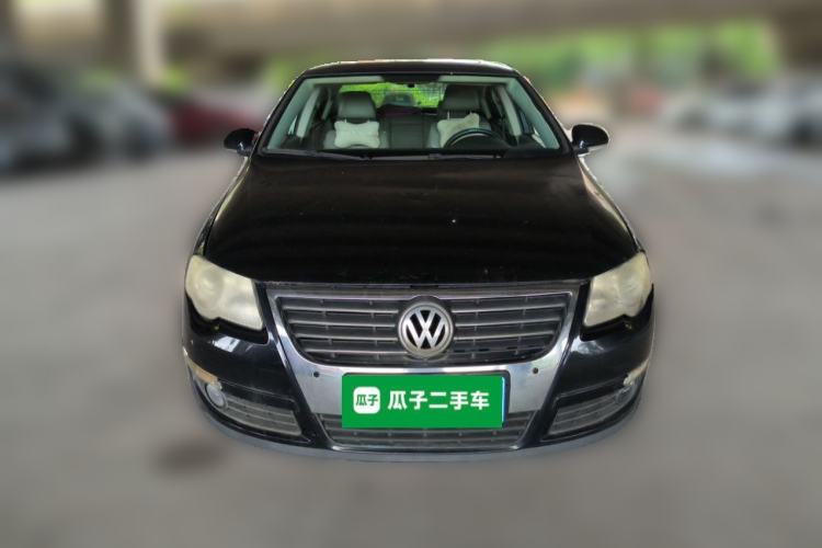 Used Volkswagen Magotan 2011 1.4 TSI Elite Edition Front