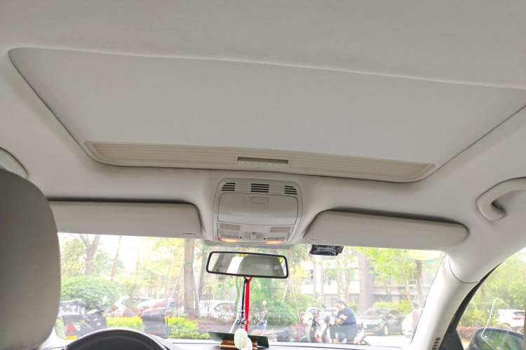 Used Volkswagen Magotan 2011 1.4 TSI Standard Edition Headliner