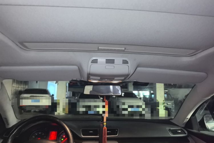 Used Volkswagen Magotan 2011 1.4 TSI Elite Edition Headliner