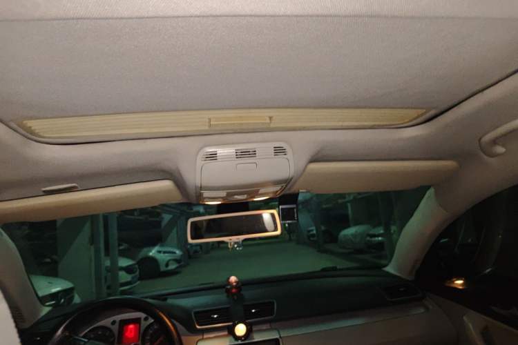 Used Volkswagen Magotan 2011 2.0 TSI DSG Luxury Edition Headliner