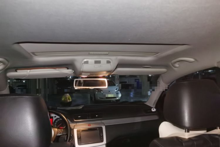 Used Volkswagen Magotan 2011 1.8TSI DSG Luxury Model Headliner