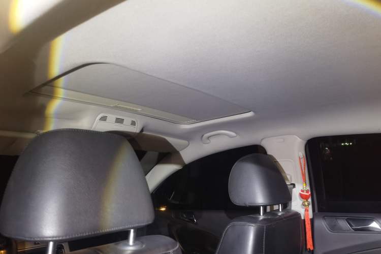 Used Volkswagen Magotan 2011 2.0 TSI DSG Luxury Edition Headliner