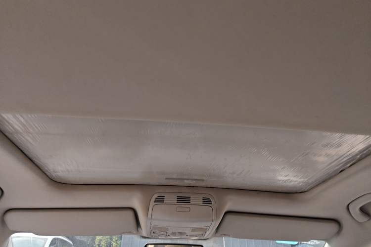 Used Volkswagen Magotan 2011 1.4 TSI Elite Edition Headliner