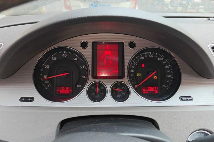 Used Volkswagen Magotan 2011 1.8TSI DSG Comfort Model Instrument Cluster