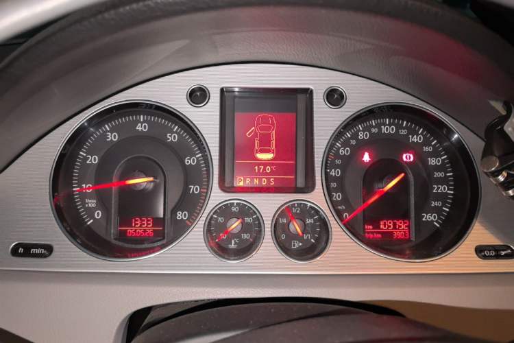 Used Volkswagen Magotan 2011 1.8TSI DSG Comfort Model Instrument Cluster