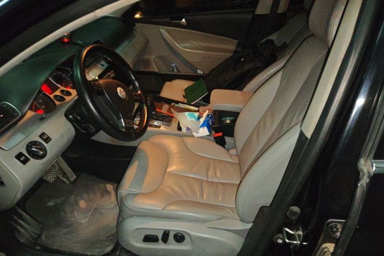 Used Volkswagen Magotan 2011 2.0 TSI DSG Luxury Edition Left Front Seat
