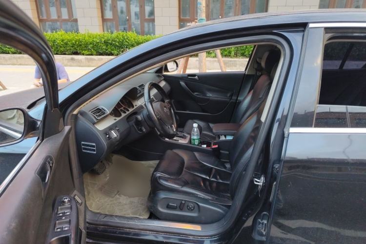 Used Volkswagen Magotan 2011 2.0 TSI DSG Comfort Edition Left Front Seat