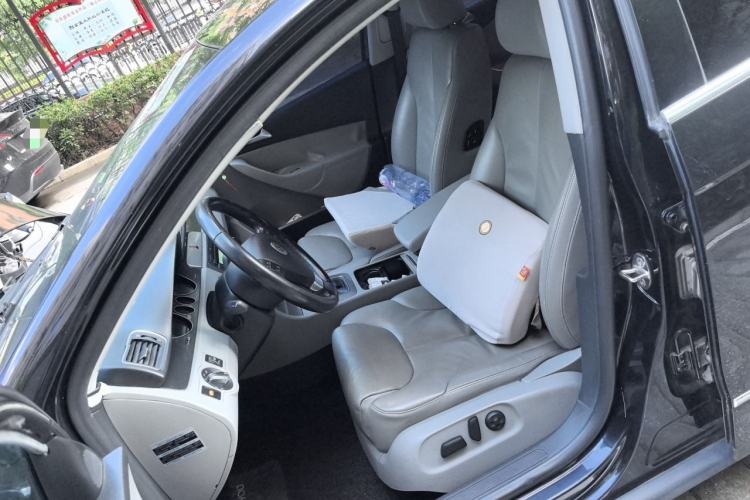 Used Volkswagen Magotan 2011 1.4 TSI Elite Edition Left Front Seat
