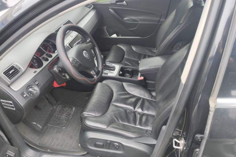 Used Volkswagen Magotan 2011 1.8TSI DSG Luxury Model Left Front Seat
