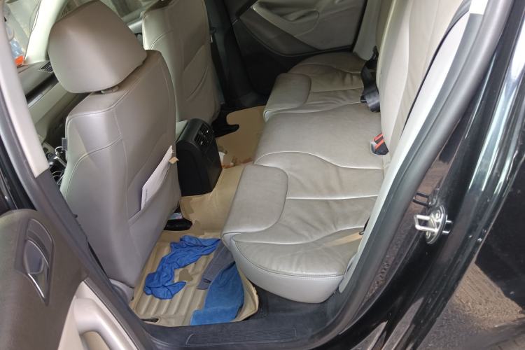 Used Volkswagen Magotan 2011 1.4 TSI Elite Edition Left Rear Seat