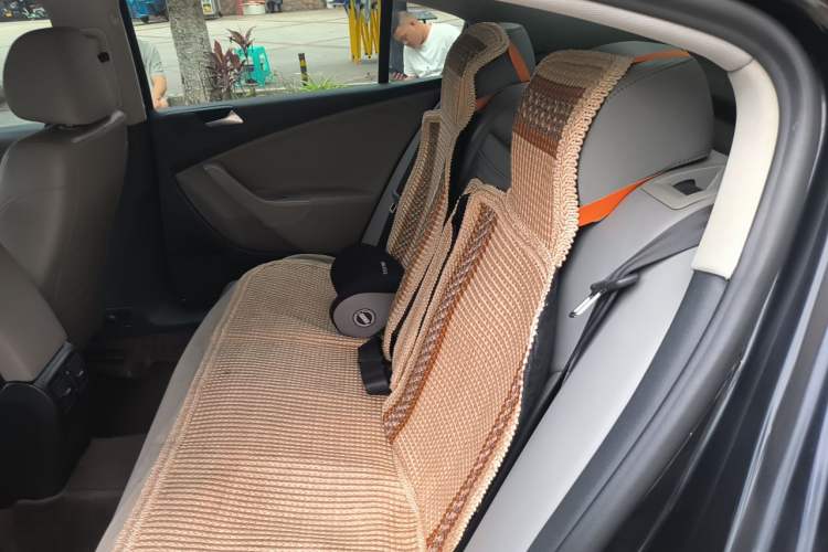 Used Volkswagen Magotan 2011 1.4 TSI Elite Edition Left Rear Seat