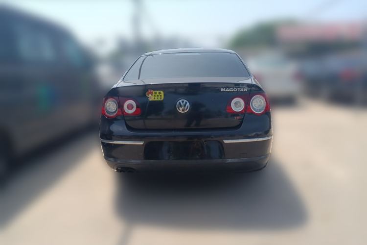 Used Volkswagen Magotan 2011 2.0 TSI DSG Comfort Edition Rear