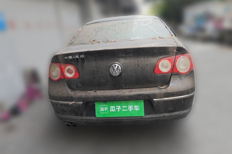 Used Volkswagen Magotan 2011 1.8TSI DSG Comfort Model Rear