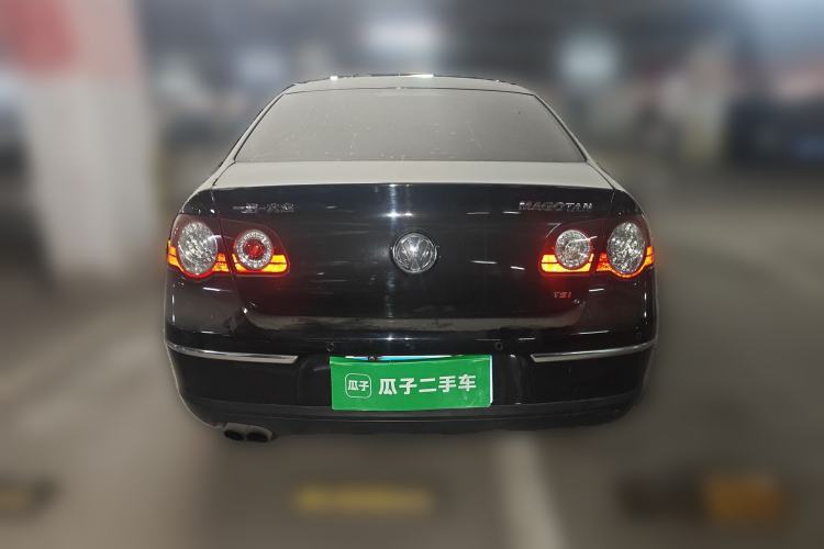 Used Volkswagen Magotan 2011 1.8TSI DSG Luxury Model Rear