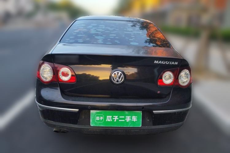 Used Volkswagen Magotan 2011 2.0 TSI DSG Comfort Edition Rear