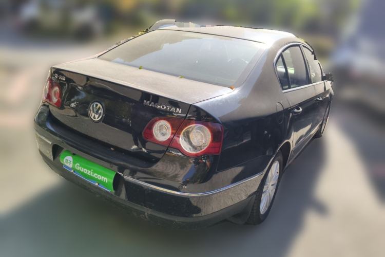Used Volkswagen Magotan 2011 1.8TSI DSG Luxury Model Rear Right 45 Deg