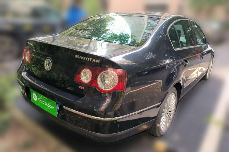 Used Volkswagen Magotan 2011 2.0 TSI DSG Luxury Edition Rear Right 45 Deg