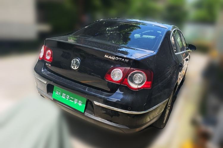 Used Volkswagen Magotan 2011 2.0 TSI DSG Comfort Edition Rear Right 45 Deg