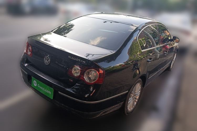 Used Volkswagen Magotan 2011 2.0 TSI DSG Luxury Edition Rear Right 45 Deg