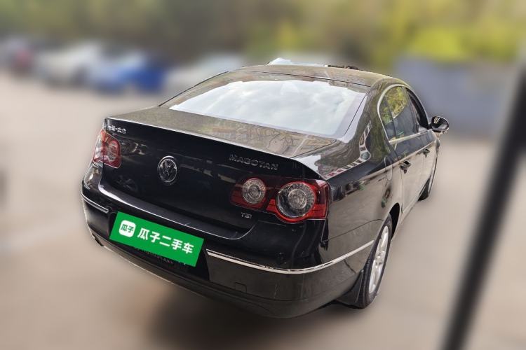 Used Volkswagen Magotan 2011 1.4 TSI Elite Edition Rear Right 45 Deg