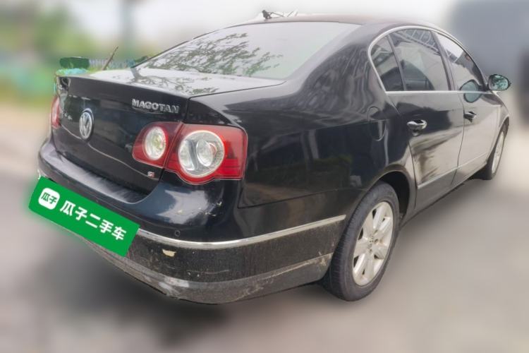 Used Volkswagen Magotan 2011 1.4 TSI Elite Edition Rear Right 45 Deg