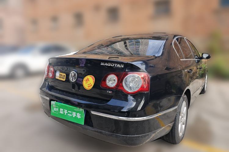 Used Volkswagen Magotan 2011 1.4 TSI Elite Edition Rear Right 45 Deg