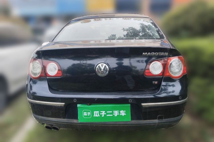 Used Volkswagen Magotan 2011 1.8TSI DSG Luxury Model Rear