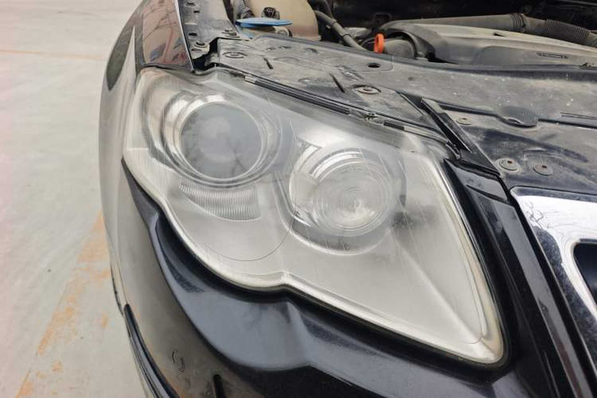 Used Volkswagen Magotan 2011 2.0 TSI DSG Luxury Edition Right Front Headlight