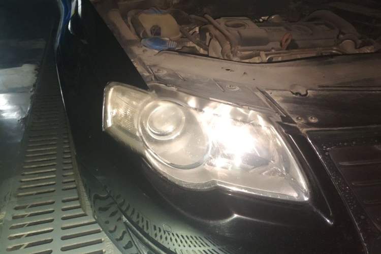 Used Volkswagen Magotan 2011 1.4 TSI Elite Edition Right Front Headlight